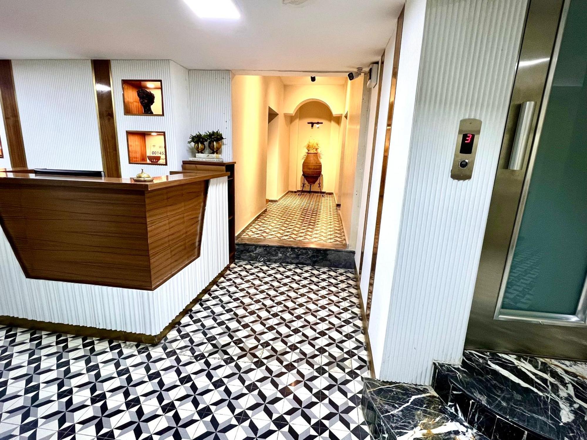 Besiktas Guest House Istanbul Bagian luar foto