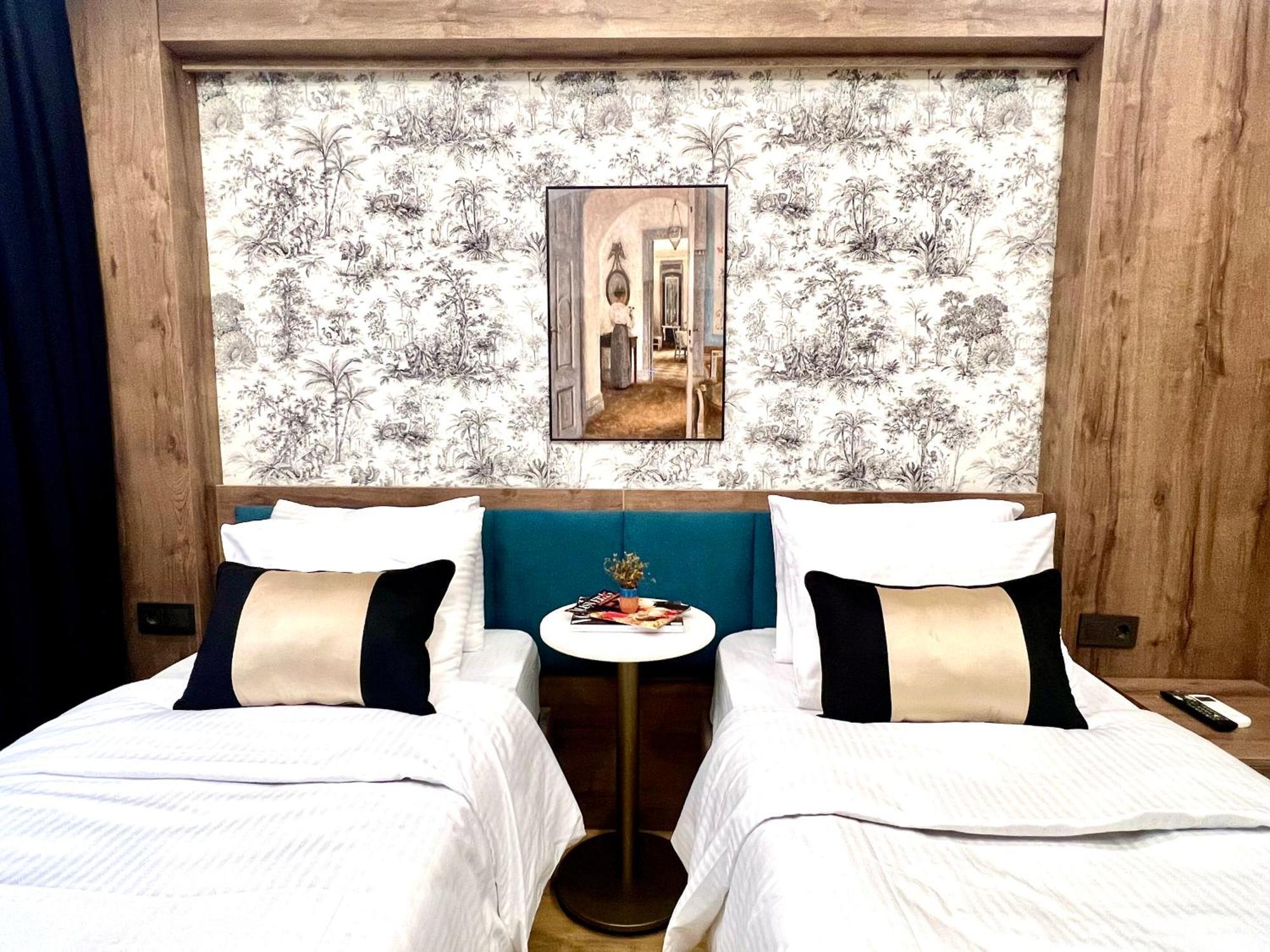 Besiktas Guest House Istanbul Bagian luar foto