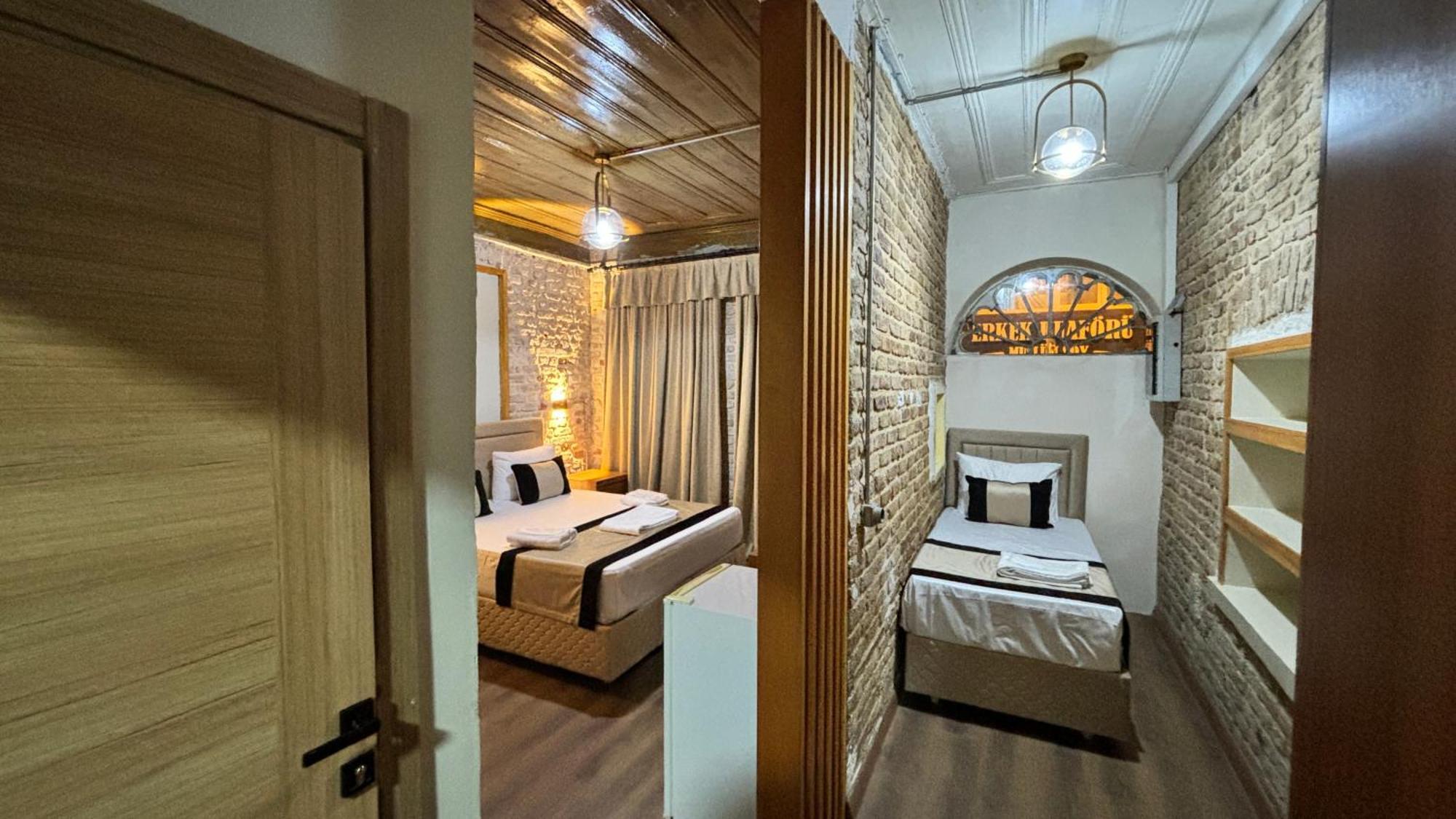 Besiktas Guest House Istanbul Bagian luar foto