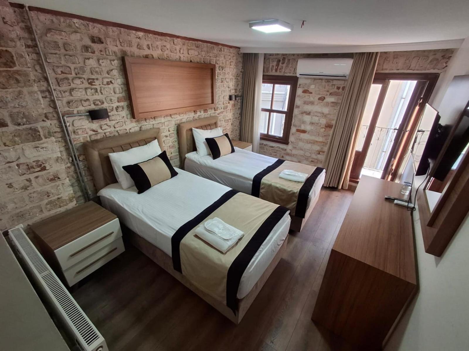 Besiktas Guest House Istanbul Bagian luar foto