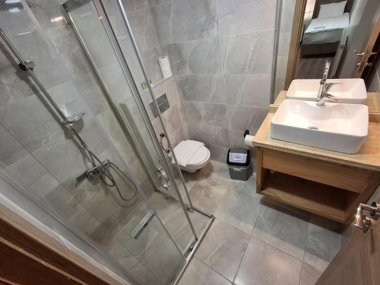Besiktas Guest House Istanbul Bagian luar foto