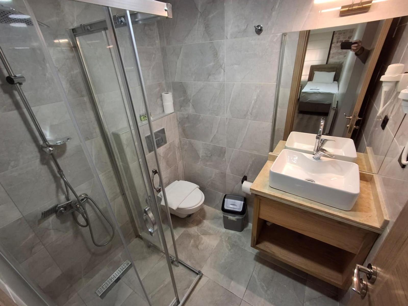 Besiktas Guest House Istanbul Bagian luar foto