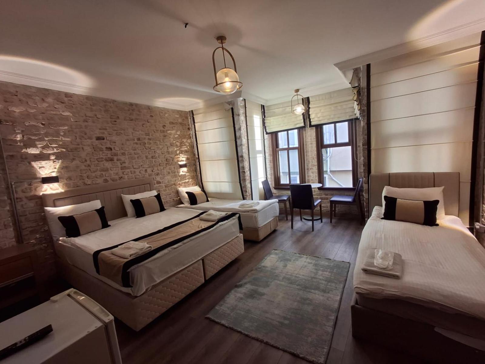 Besiktas Guest House Istanbul Bagian luar foto
